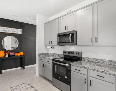 2044 Sw Americana Street - Photo Thumbnail 23