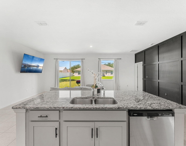2044 Sw Americana Street - Photo Thumbnail 26