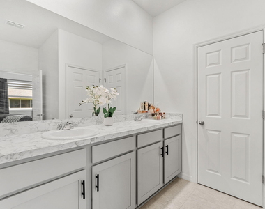 2044 Sw Americana Street - Photo Thumbnail 39