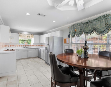 3024 Encino Drive - Photo Thumbnail 16