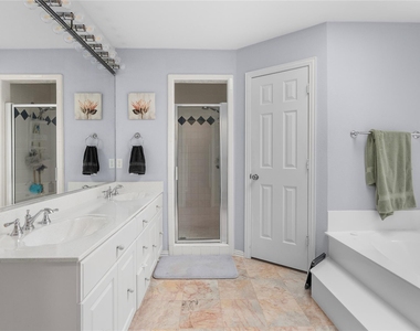 3024 Encino Drive - Photo Thumbnail 31