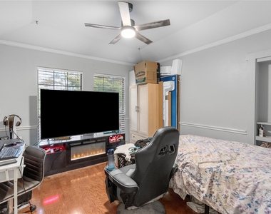 3024 Encino Drive - Photo Thumbnail 24