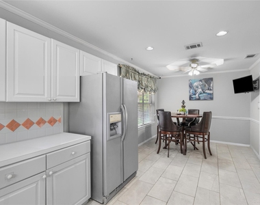 3024 Encino Drive - Photo Thumbnail 17