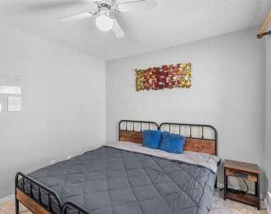 3024 Encino Drive - Photo Thumbnail 12
