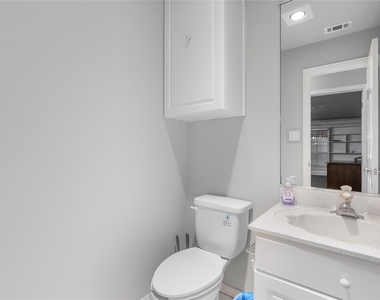 3024 Encino Drive - Photo Thumbnail 7