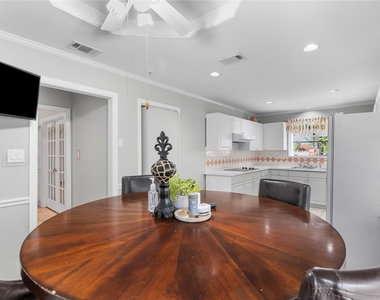 3024 Encino Drive - Photo Thumbnail 19