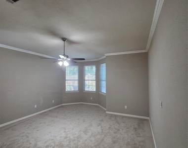 1670 Oak Ridge Drive - Photo Thumbnail 14