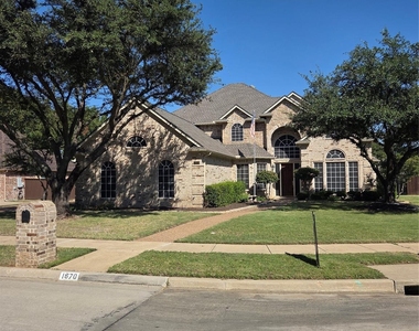 1670 Oak Ridge Drive - Photo Thumbnail 1