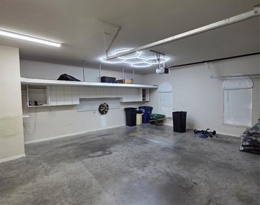1670 Oak Ridge Drive - Photo Thumbnail 20