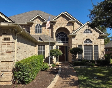 1670 Oak Ridge Drive - Photo Thumbnail 2