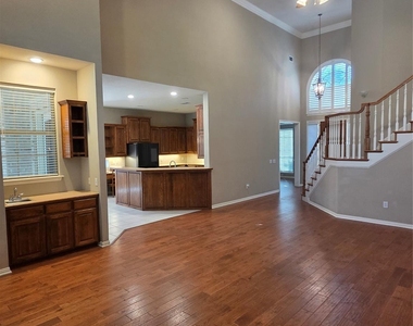 1670 Oak Ridge Drive - Photo Thumbnail 10