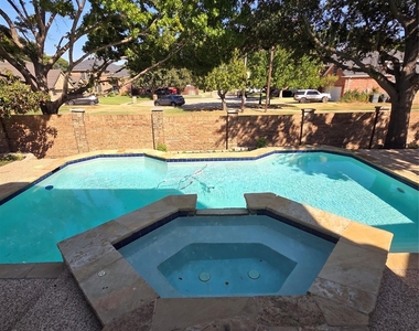 1670 Oak Ridge Drive - Photo Thumbnail 30