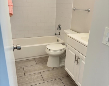 500 Sw 2nd Avenue - Photo Thumbnail 12