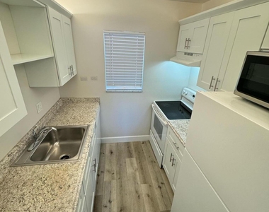 500 Sw 2nd Avenue - Photo Thumbnail 9