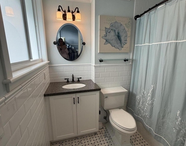 426 Se 17th Terrace - Photo Thumbnail 10