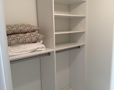 426 Se 17th Terrace - Photo Thumbnail 16
