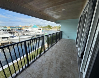 426 Se 17th Terrace - Photo Thumbnail 15