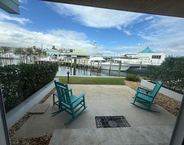 426 Se 17th Terrace - Photo Thumbnail 7