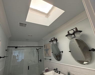 426 Se 17th Terrace - Photo Thumbnail 9