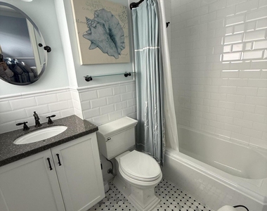 426 Se 17th Terrace - Photo Thumbnail 13