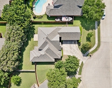 2509 Woodstone Court - Photo Thumbnail 33