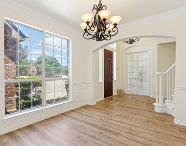 2509 Woodstone Court - Photo Thumbnail 23