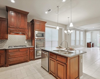 4332 Old Grove Way - Photo Thumbnail 7