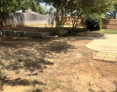 2513 Poppy Lane - Photo Thumbnail 16