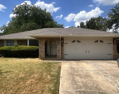 2513 Poppy Lane - Photo Thumbnail 1