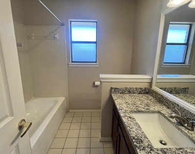 2513 Poppy Lane - Photo Thumbnail 13