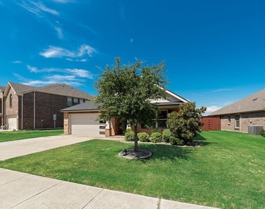 12009 Fairbanks Court - Photo Thumbnail 4