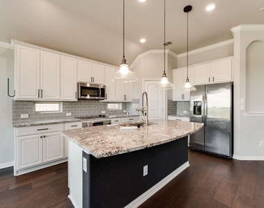 12009 Fairbanks Court - Photo Thumbnail 7