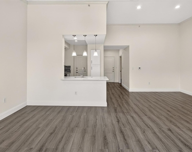 330 Las Colinas Boulevard E - Photo Thumbnail 2