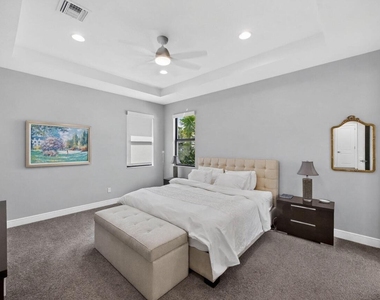 8125 Hobbes Way - Photo Thumbnail 6