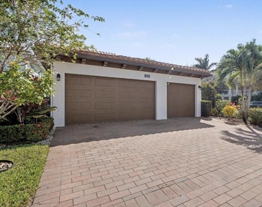 8125 Hobbes Way - Photo Thumbnail 11