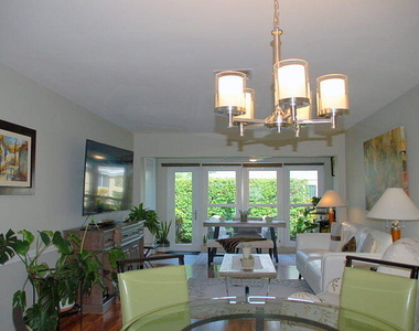 13774 Via Flora - Photo Thumbnail 3