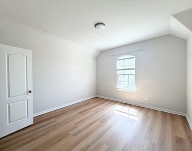 5609 Meritage Street - Photo Thumbnail 18