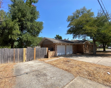 6541 Rock Canyon Trail - Photo Thumbnail 16