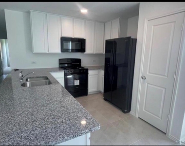 1817 Mallen Farm Ridge - Photo Thumbnail 4