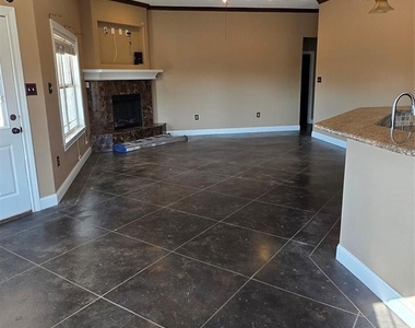 233 Peach Blossom Drive - Photo Thumbnail 2