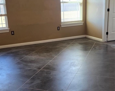 233 Peach Blossom Drive - Photo Thumbnail 11