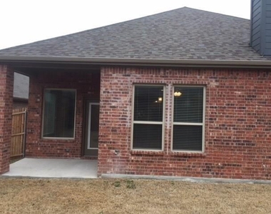 3820 Riversdale - Photo Thumbnail 16
