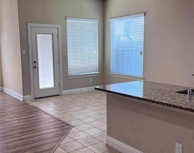 3820 Riversdale - Photo Thumbnail 4