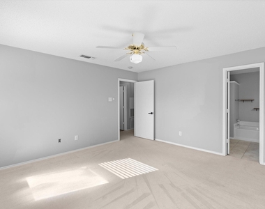 616 Renaissance Place - Photo Thumbnail 7