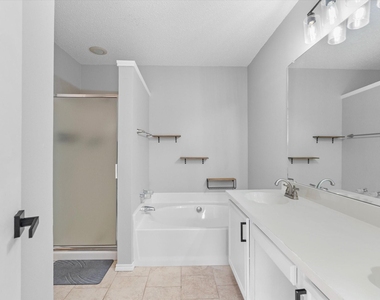 616 Renaissance Place - Photo Thumbnail 8