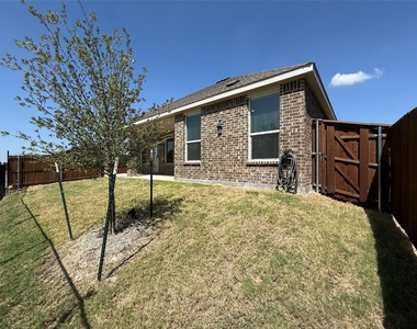 3025 Timber Ridge Drive - Photo Thumbnail 22