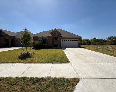 3025 Timber Ridge Drive - Photo Thumbnail 2