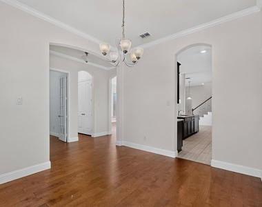 12779 Friar Street - Photo Thumbnail 8