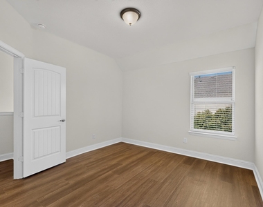 12779 Friar Street - Photo Thumbnail 24