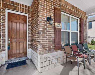 12779 Friar Street - Photo Thumbnail 5